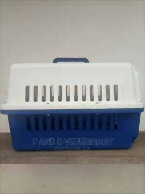 Pet Aviation Plastic Carrier Cage Small