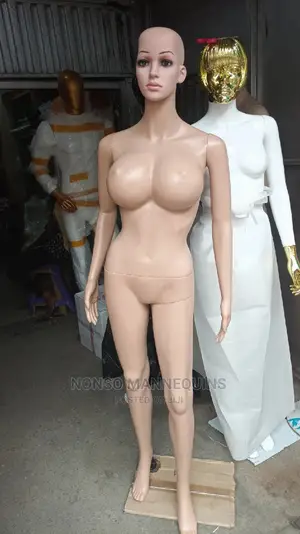 Big Size 8 Female Plastic Display Mannequins