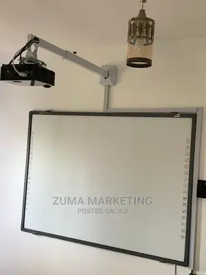 Lead Interactive Whiteboard With Short Throw Projector