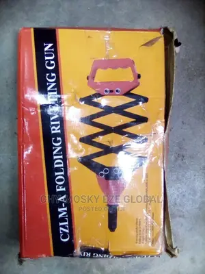 Hand Pumping Rivet Gun