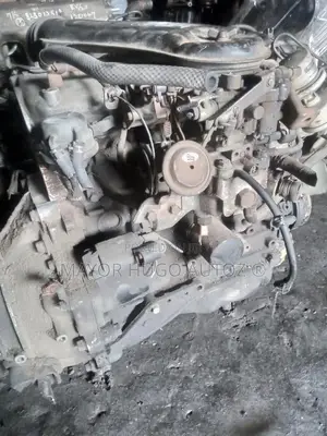 Mazda Bus E2000 Engine