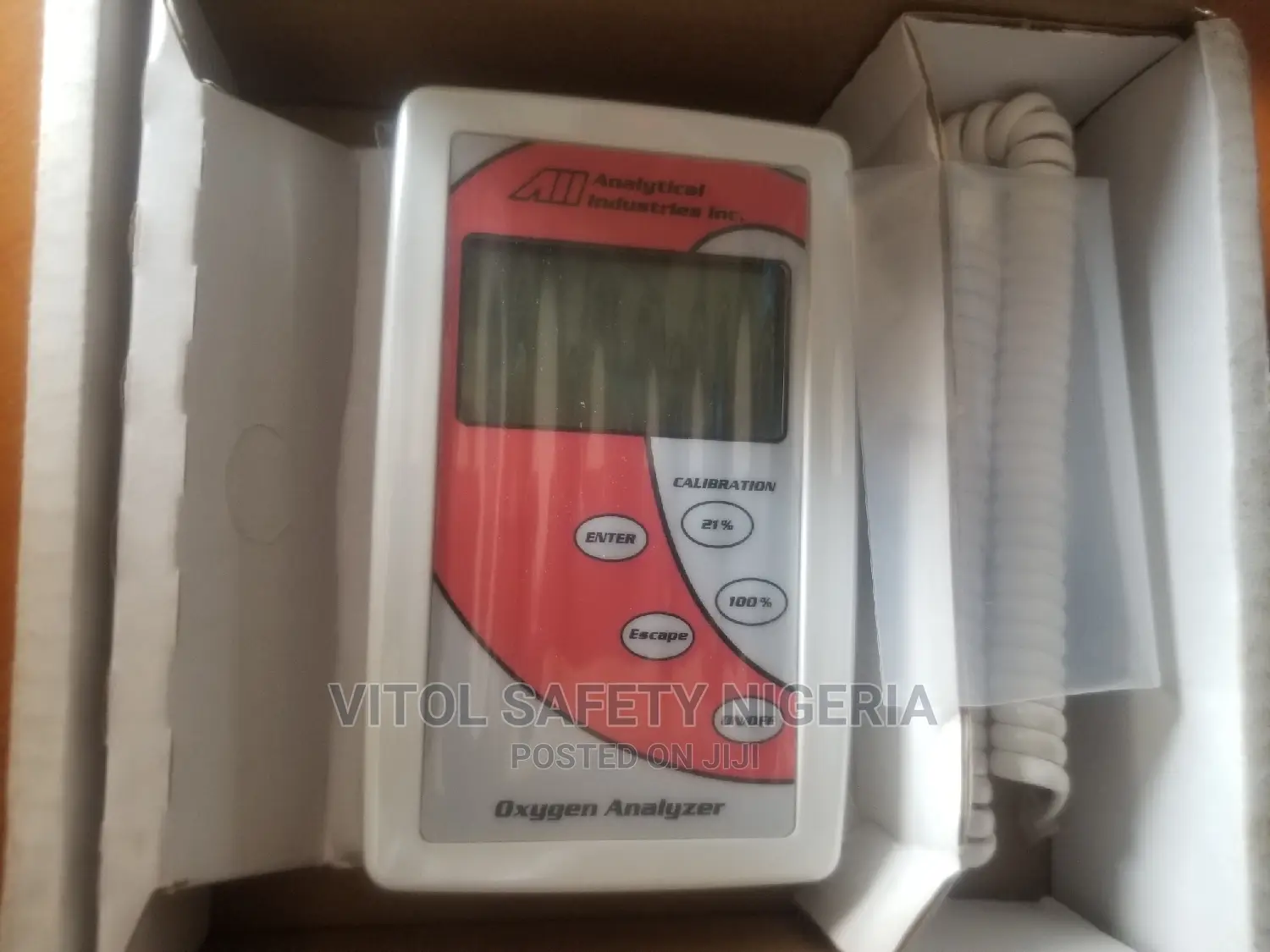 Oxygen Analyzer