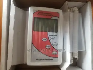 Oxygen Analyzer