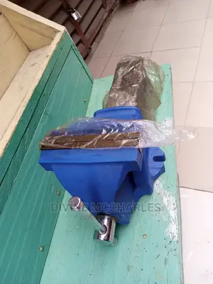 Bench Vise