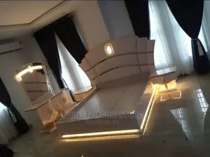 New Modern Royal Bed With Drawers Mirror Console