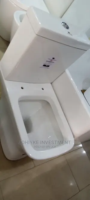 High Quality Rockford England Tested and Trusted Toilet Seat