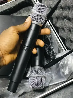 Shure Professional Wireless Microphones UK22