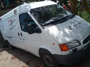 Ford Transit 2006 White