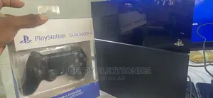 Clean Ps4 Plus Fifa 25, Mk 11, Nfs, Minecraft + Controller.