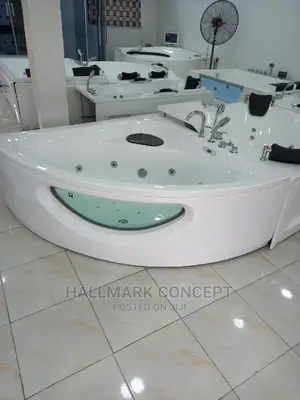 Corner Jacuzzi Bath Tub