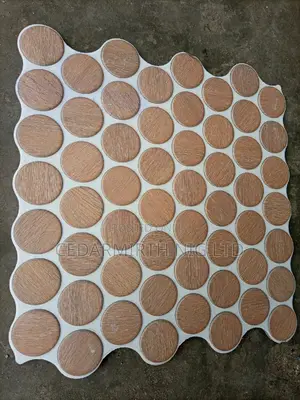 Circle Ocre Spanish Tile