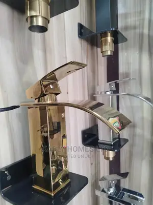 Gold Fountain Flow Basin Mixer