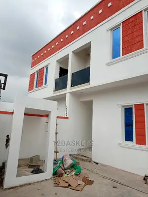 Furnished 4bdrm Duplex in Magodo Phase 1 for sale