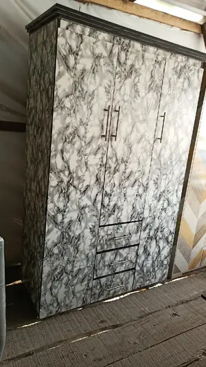 6 Ft. By 4 Wardrobe