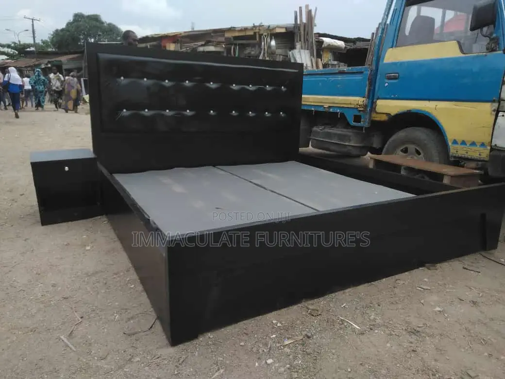 6by6 Bedframe