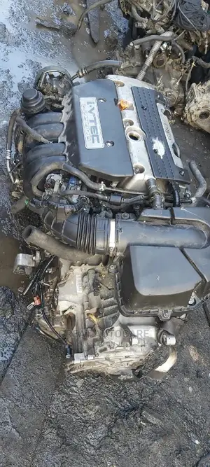 Honda CRV 2003-06 Engines or the Gearbox
