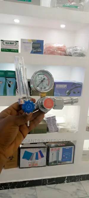 Oxygen Regulator |Humidifier Bottle