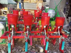 Planter With Fertilizer Applicator(Tractor Mounted)