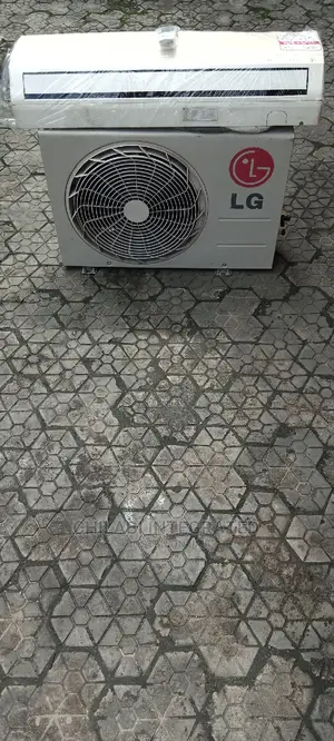Almost New, Very Clean Foreign-Used 1.5hp Lg Air Conditioner