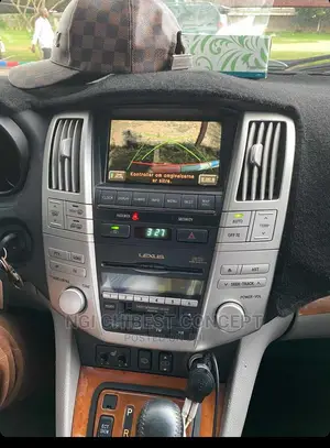 RX - 330/350 Basic to Navigation Upgrade and Camera System.