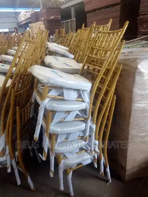 Round Table Auditorium Chair