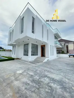 5bdrm Duplex in Lekki for Sale