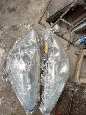 Headlamp Es 300 2003 Charger Type