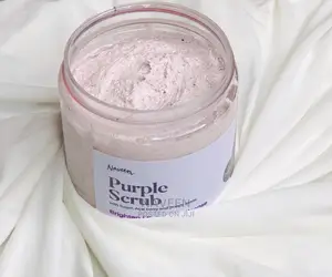 Purple Scrub With Acai Berry, Sugar and Poppy Seeds