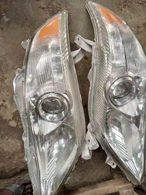 Toyota Camry Headlights 2010