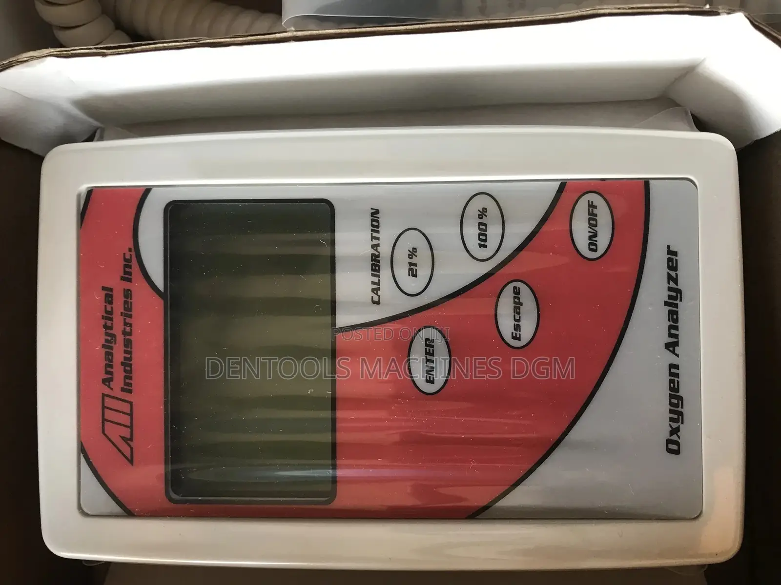 Oxygen Analyzer