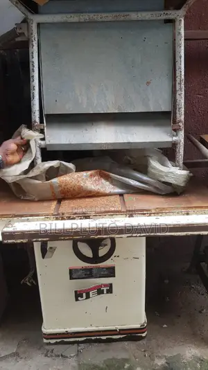Circular Machine For Wood