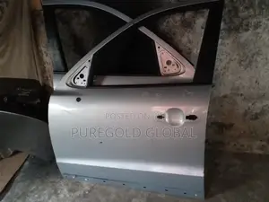 Hyundai Santafe Neat 2010 Front Door.