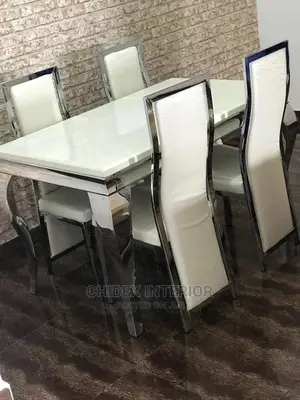 Marble Dining Table 4seaters