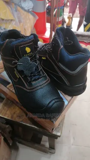 Panda Safety Boot
