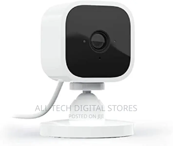 Blink Mini – Compact Indoor Plug-in Smart