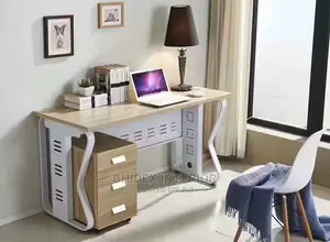 Quality Office Exotic Table.