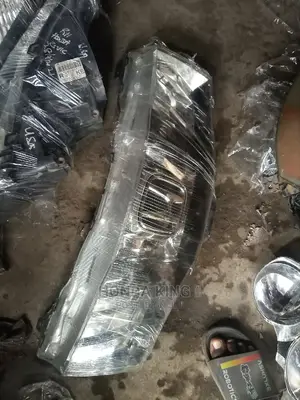 Front Grille Honda Civic Uk 06 Model (Civic Sahara)