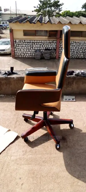 Executive Chair