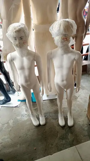 White Plastic Age 5 to 12 Years Boy N Girl MANNEQUINS