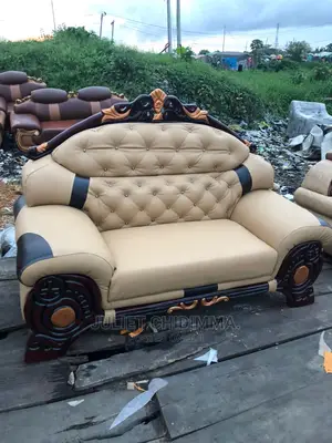 High Quality 7 Seater Living Room Royal Sofa Chair.