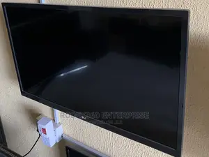 32-Inch LG LED TV for Sale