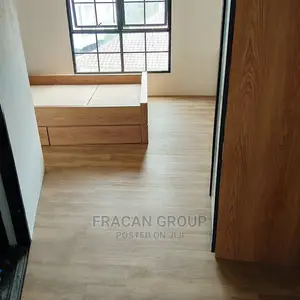 Hybrid Vinyl PVC Flooring. Water Resistant