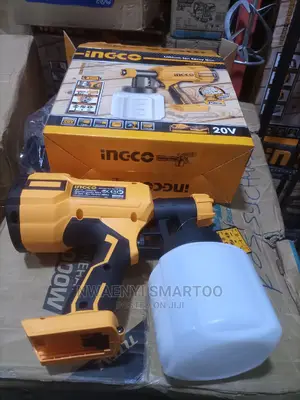 Battery Plug and Spray Machine