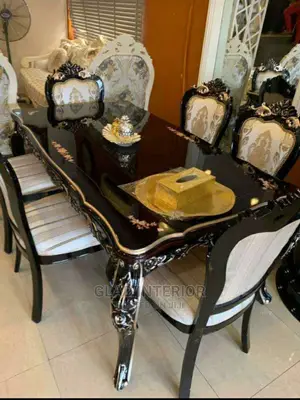 Unique Royal Dining Set