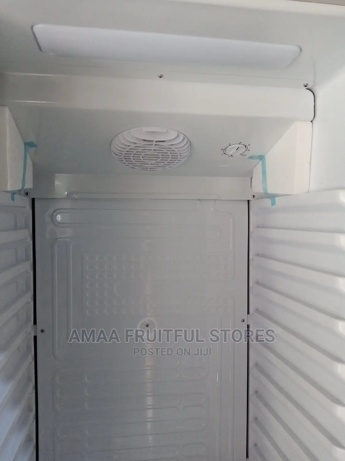 Omaha Show Case Refrigerator