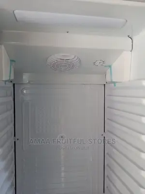Omaha Show Case Refrigerator