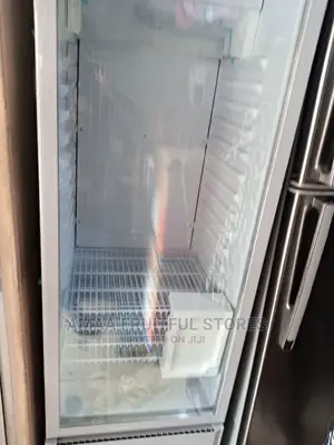 Omaha Show Case Refrigerator