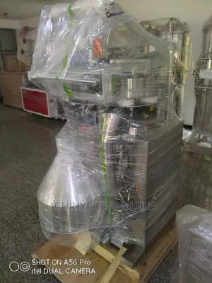 Granular Packaging Machine With Inflator