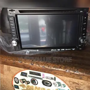 Universal Car DVD Bluetooth USB, SD AUX + Reverse Camera