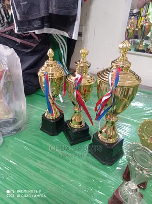 Set Gold Trophies